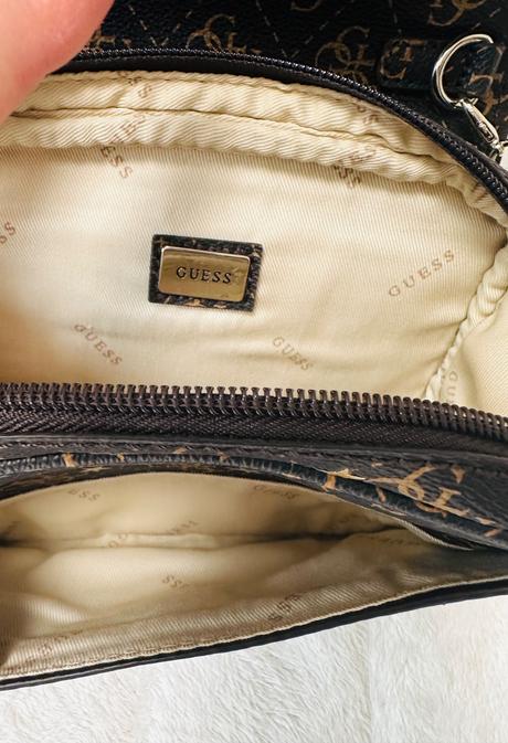 Crossbody a ľadvinka v jednom zn. guess originál, guess