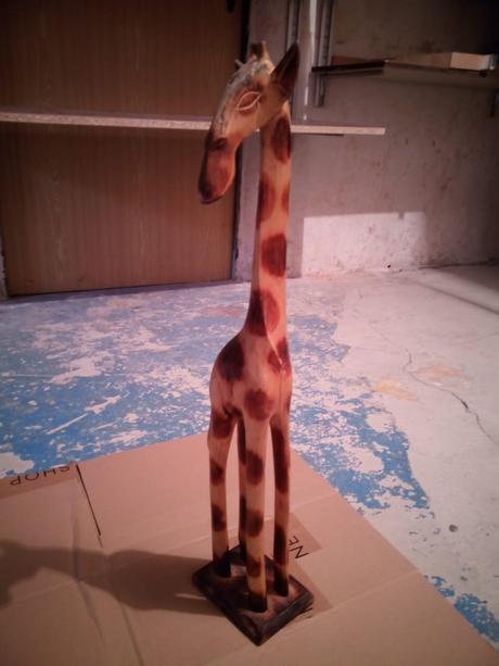 Predám drevené žirafy, 