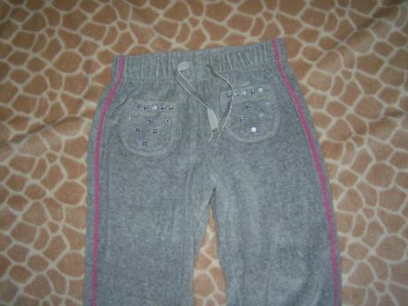 Takmer nenosené tepláčky veľ.104/110, f&f,104