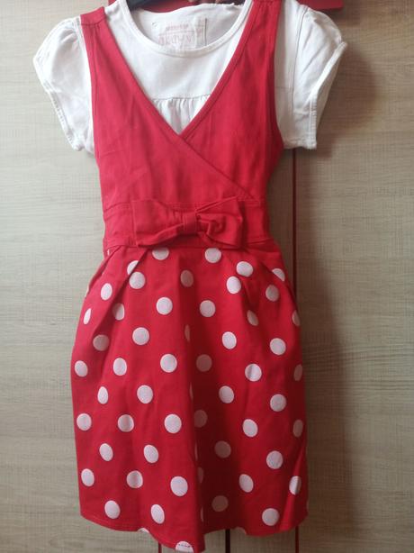 Dievčenské šaty, 128