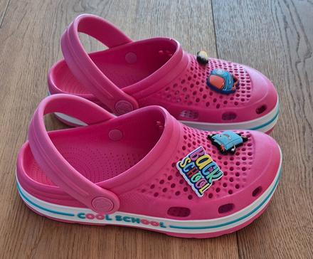 Dievčenské kroksy, 33