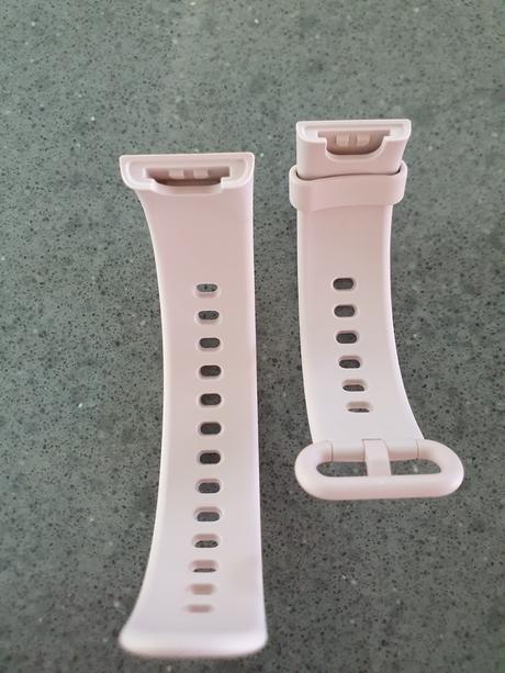 Remienok na mi watch,