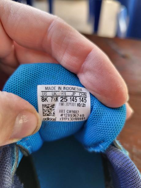Tenisky +doporučené poštovné, adidas,25