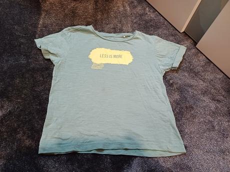 Tricko v.122 reserved, reserved,122