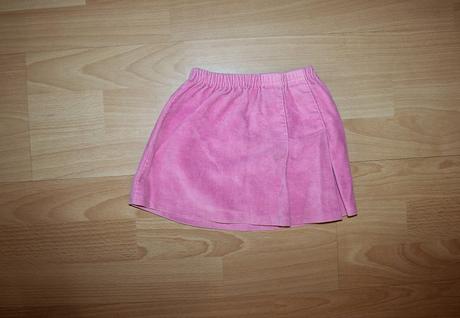 Menčestrová suknička, 92