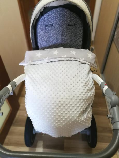 Nepadacia deka na kočík, 