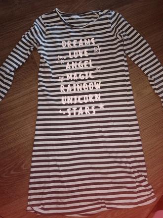 Dievčenská nočná košeľa, 146