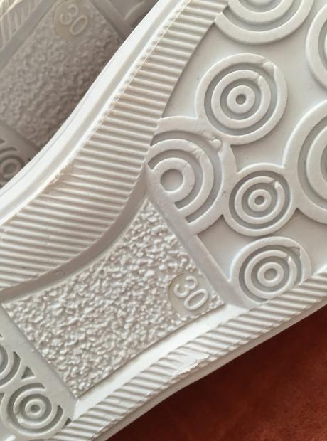 Trblietavé coolové tenisky, 30