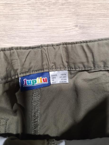 Dievčenské kraťasy, lupilu,110