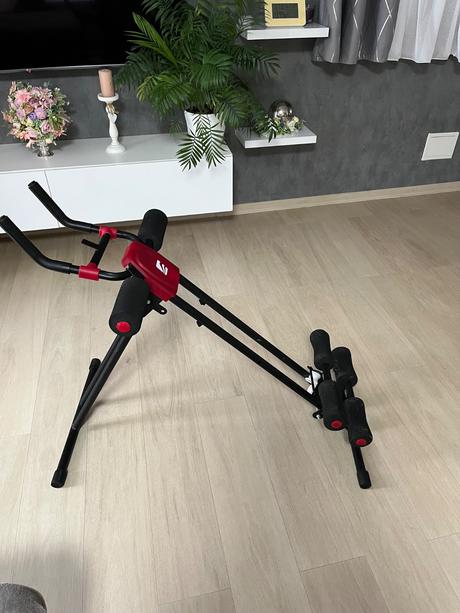 Stroj na posilňovanie brušných svalov, 