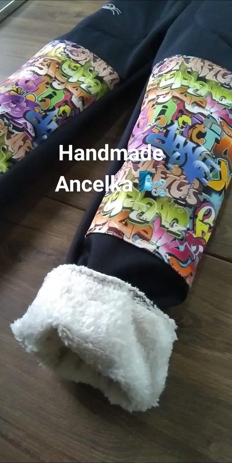 Softshellová vesta s vreckami a kapucňou, 74 - 140