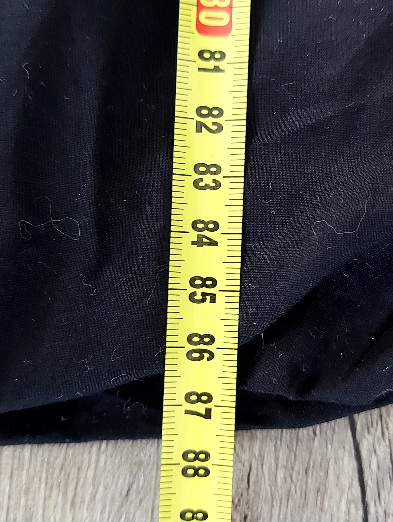 Čierne šaty so stojačikom zero, 38