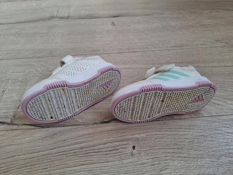 Adidas tenisky, adidas,23