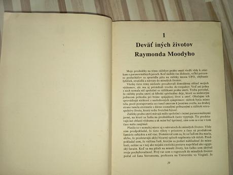 Raymond a. moody - cesty do minulých životov,