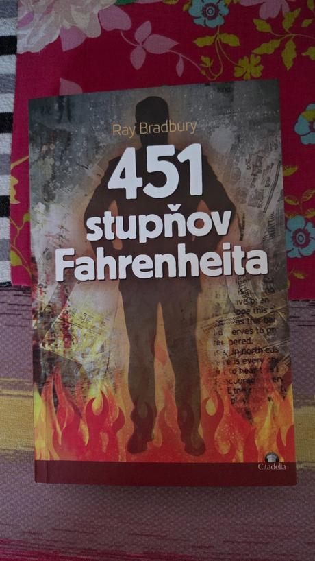Ray bradbury - 451 stupnov fahrenheita,