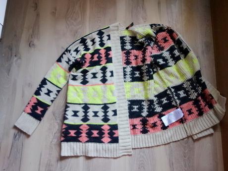 Teplý dámsky sveter fbsister, s