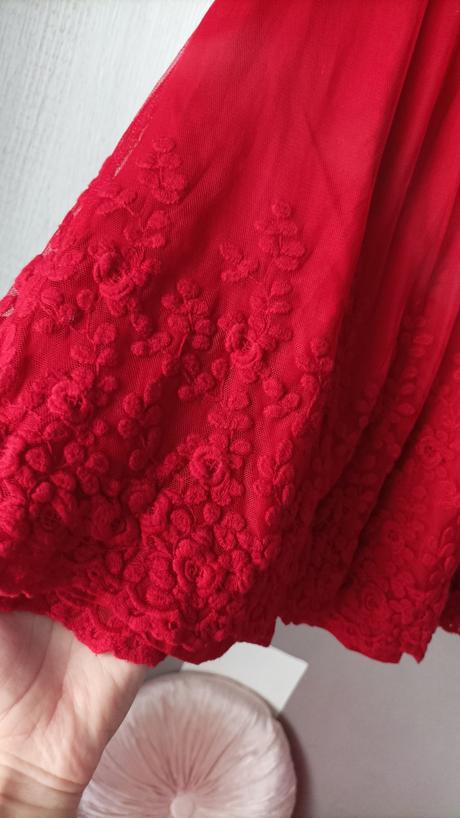 Vyšívané tylové šaty zara, zara,122