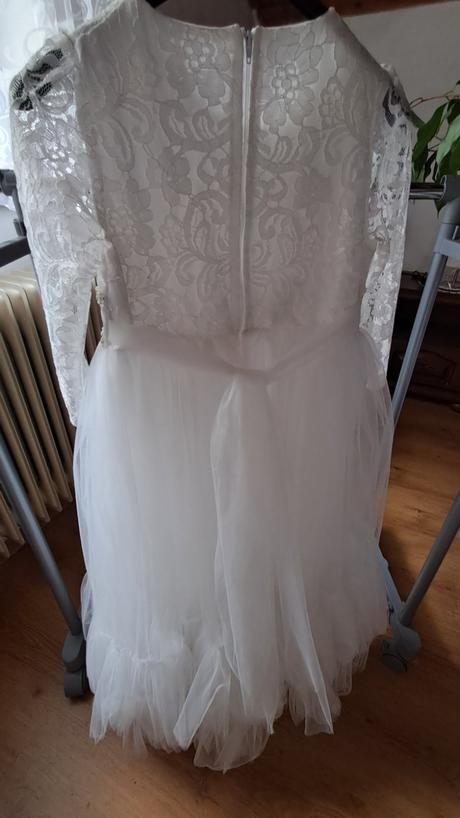 Šaty na svatbu pre drúžičku, 140