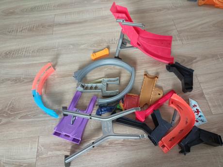 Hot wheels náhradné diely, 