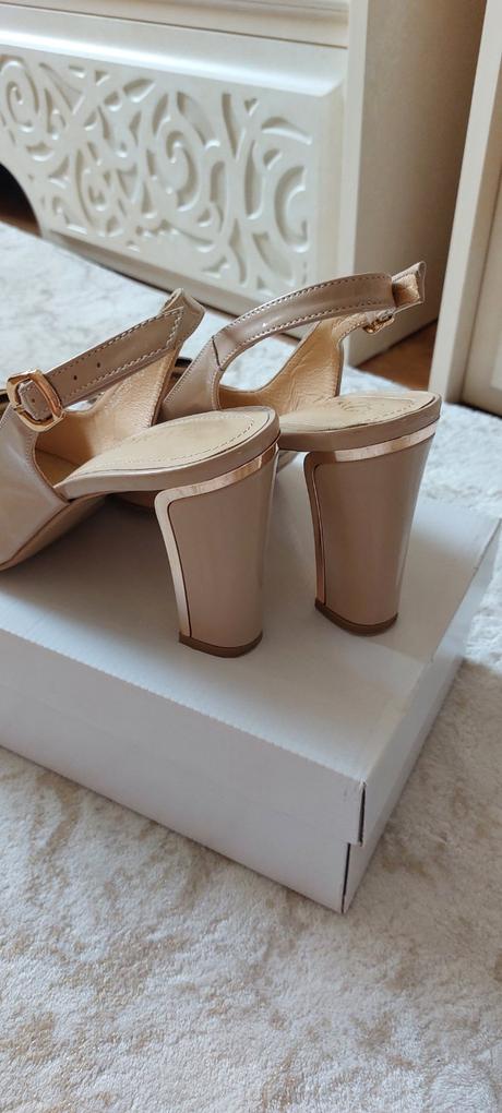 Elegantné sandalky, 40