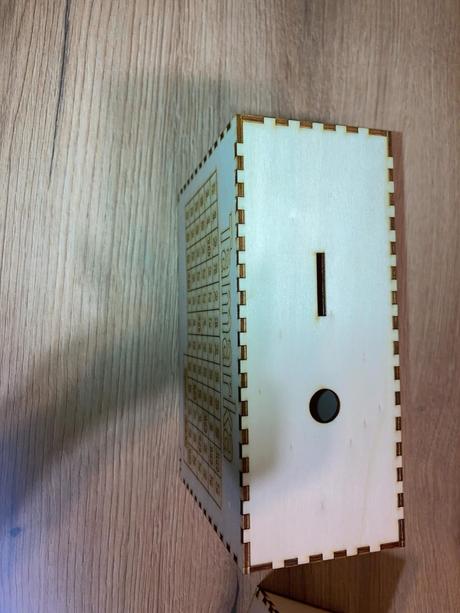 Drevená pokladnička, 