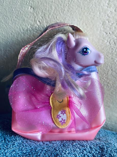 My little pony s kabelkou,