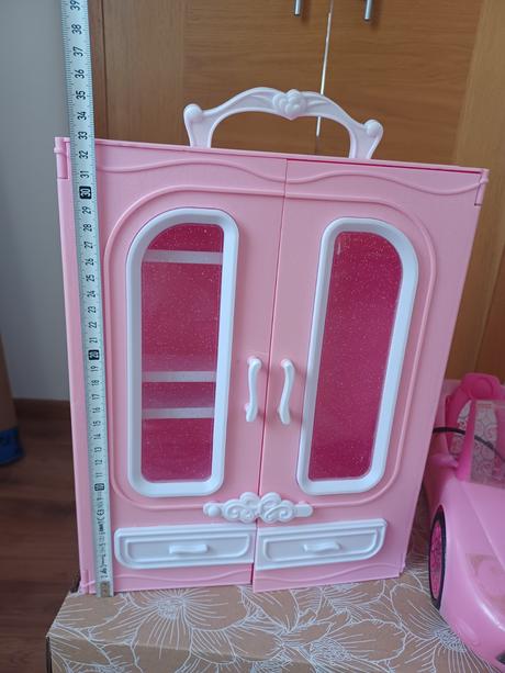 Skriňa pre bábiky, 