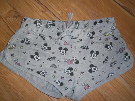 Kraťasy po 3 eur/ks, colours of the world,xs