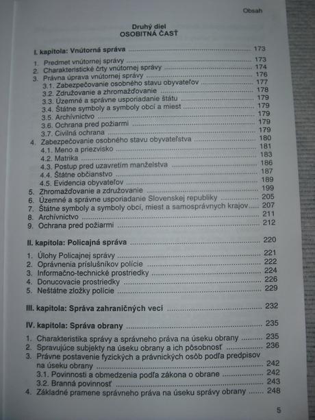 Správne právo hmotné - všeobecná a osobitná časť,
