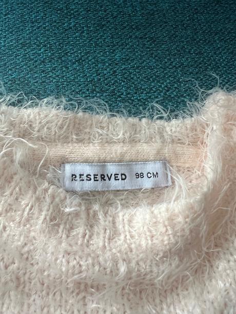 Sveter, reserved,98