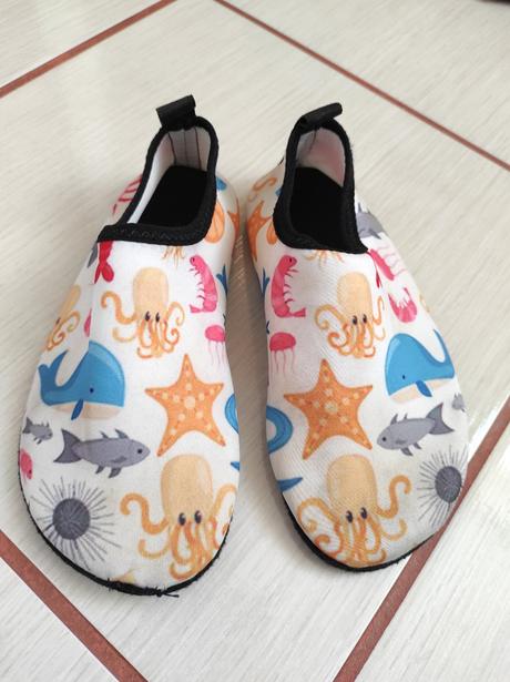 Topánky do vody, 28