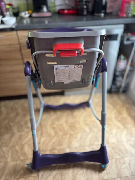 Jedálenská polohovateľná stolička, baby design