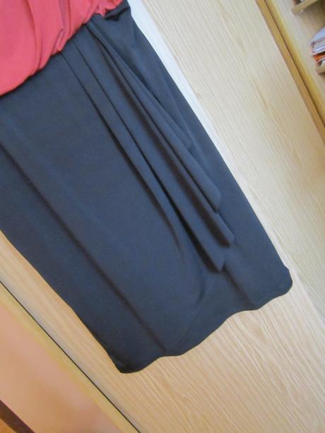 Príležitostné dámske šaty--44/46, 46