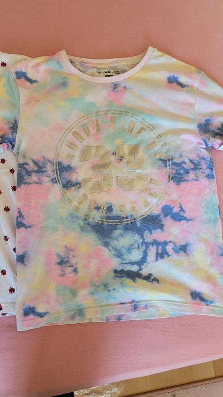 Trička 4 kusy-veľ.134-super stav, 134