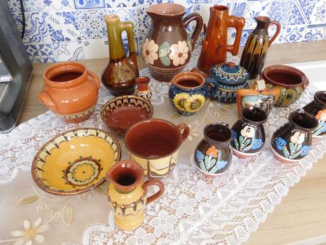 Keramika  farebná rozna, 