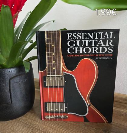 Essential guitar chords užívaný stav, tak ako je,