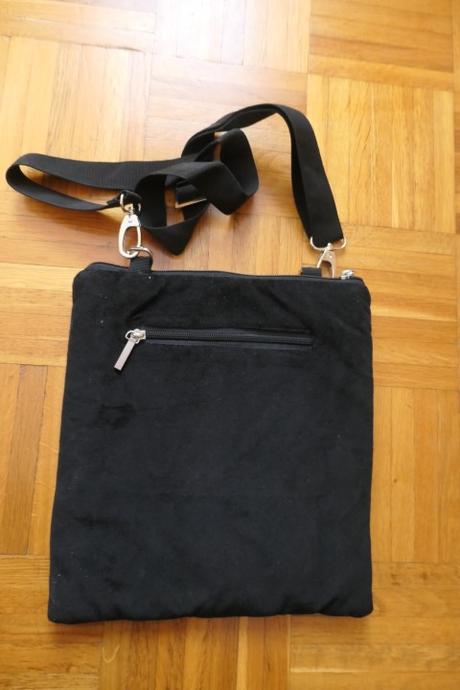 Kvalitna znackova, jedinecna, krasna crossbody,