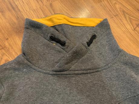 Teplá mikina, chapter young,146