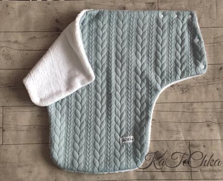 Damsky nakrcnik na zimu,