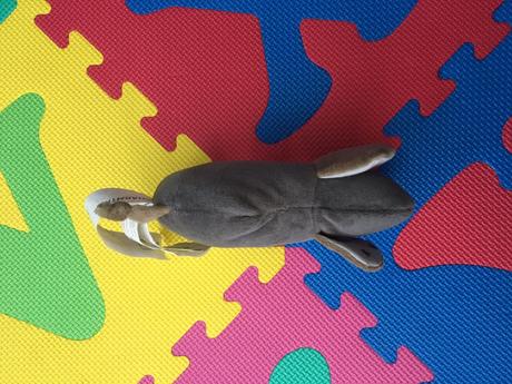 Ikea pískací sloník, 