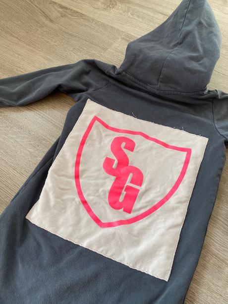 Predlzena mikina, 128