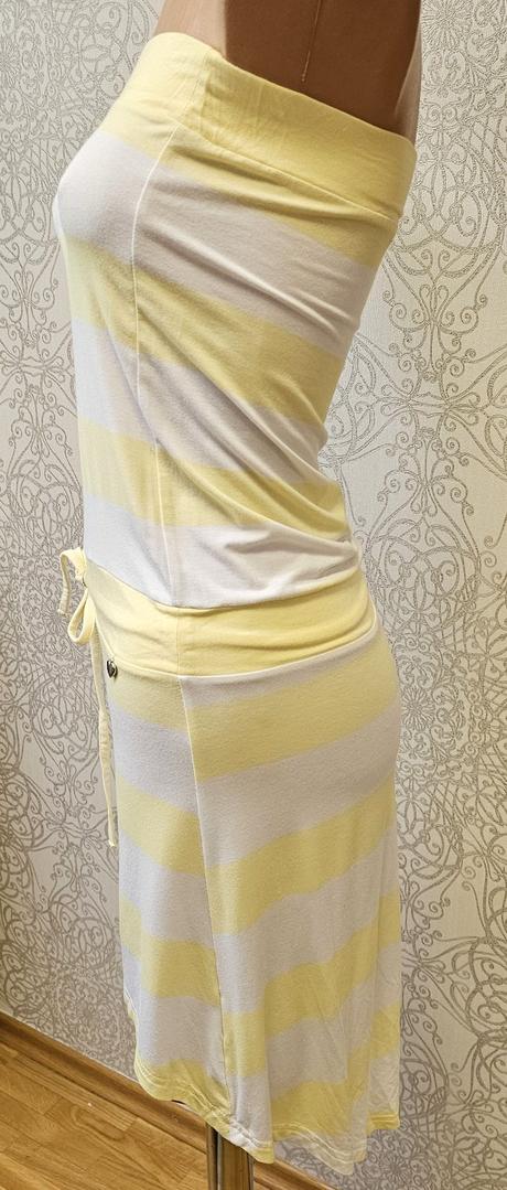 Letné pásikavé šaty, s