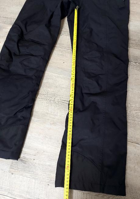 Kvalitné lyžiarske nohavice, 36