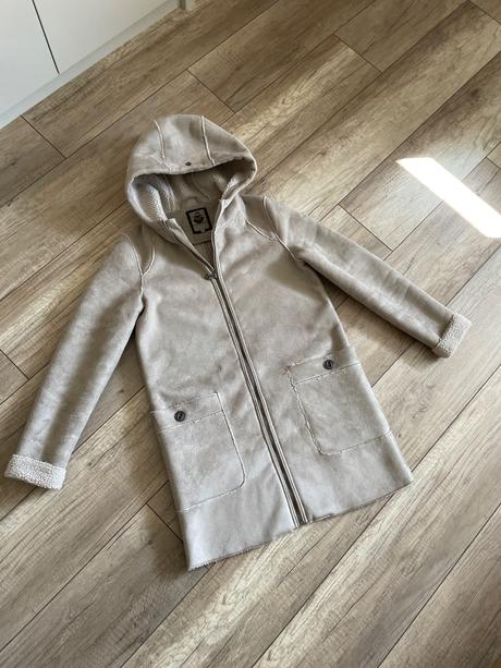 Jesenný/zimný kabát, s