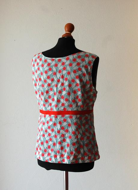 Štýlový letný top boden s čerešňovým vzorom, xl