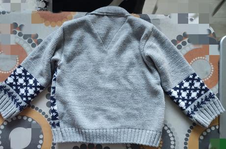 Fešacky svetrik, 80