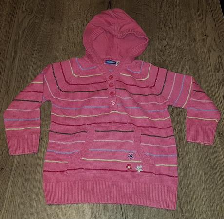 Ružový pulóver, lupilu,98