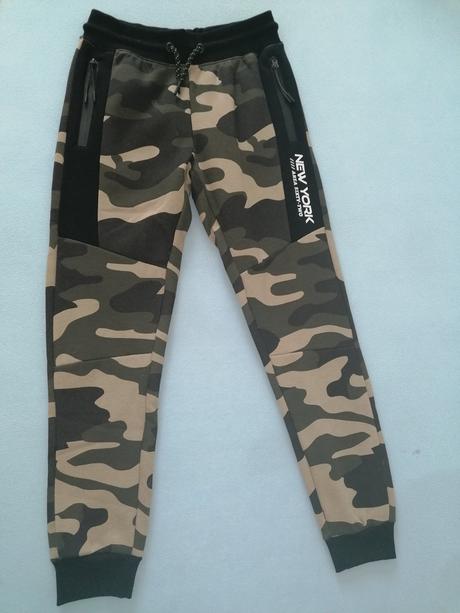 Tepláky 134/140, 140