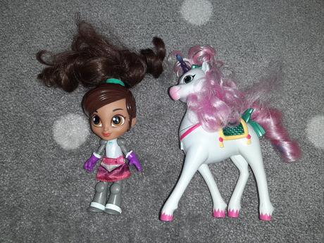 Nella princezná rytierka,