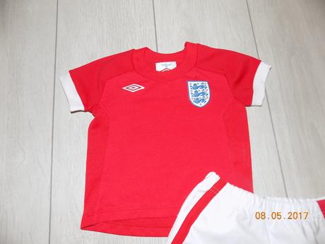 Krasna supravicka, umbro,68